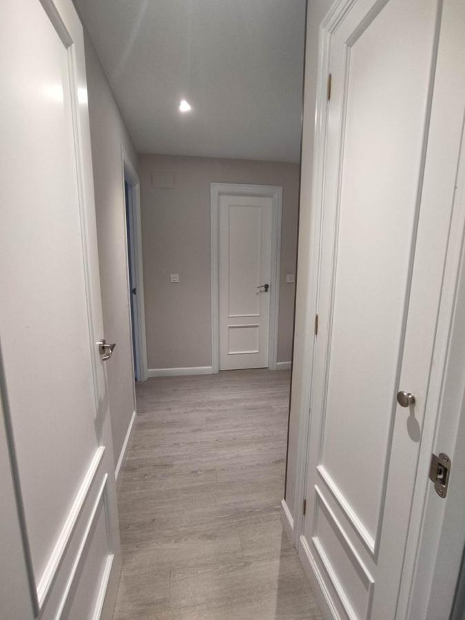 Precioso Apartamento Con Terraza, Pistas De Padel Y Piscinas Lejlighed Castro Urdiales Eksteriør billede