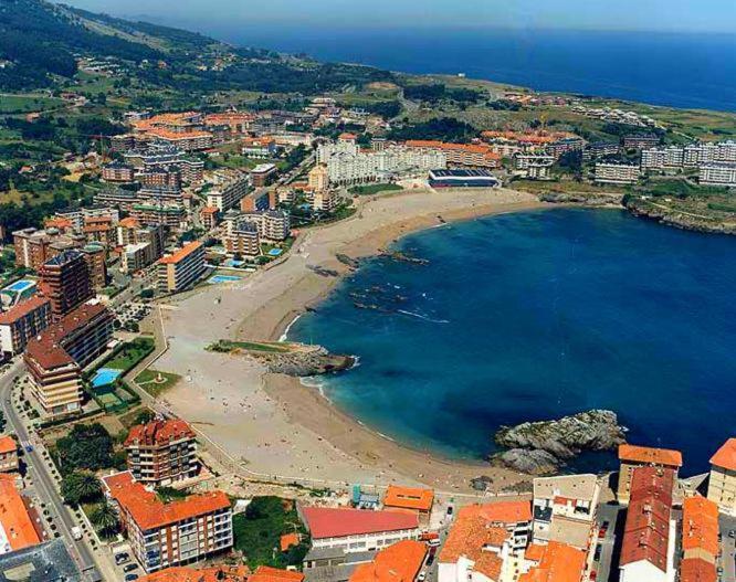 Precioso Apartamento Con Terraza, Pistas De Padel Y Piscinas Lejlighed Castro Urdiales Eksteriør billede
